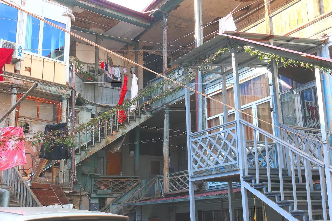 Historical Apartment In Old 트빌리시 외부 사진